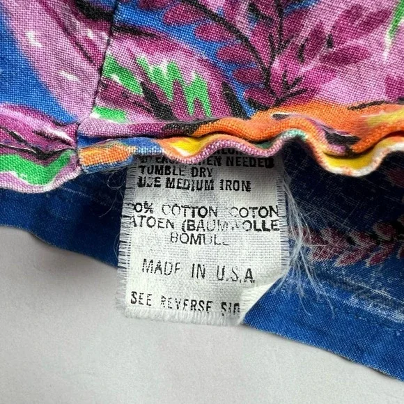 Vintage Hawaiian Shirt USA Made Birds Parrot Tropical Floral Blue Short Sleeve S - Picture 6 of 10